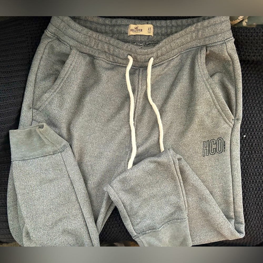 Men Hollister sweat pants, XS
